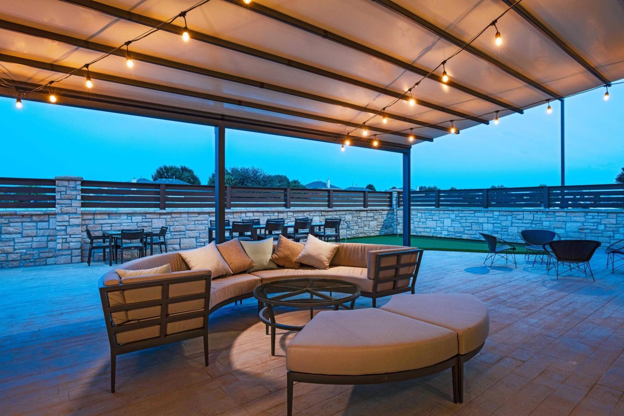 Courtyard Dallas جراند براري، تكساس المظهر الخارجي الصورة